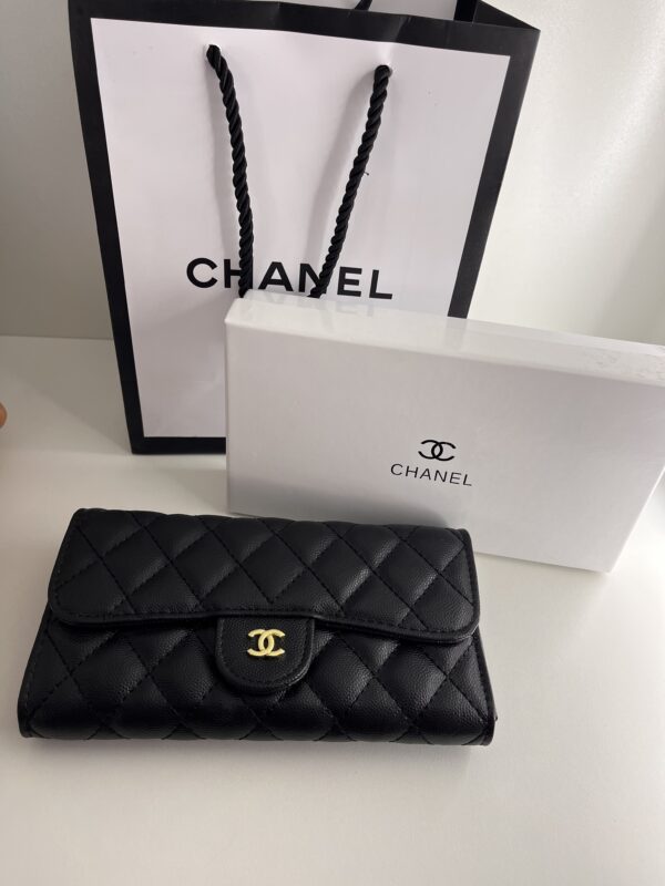Portefeuille Chanel Classic Caviar Noir – Logo doré