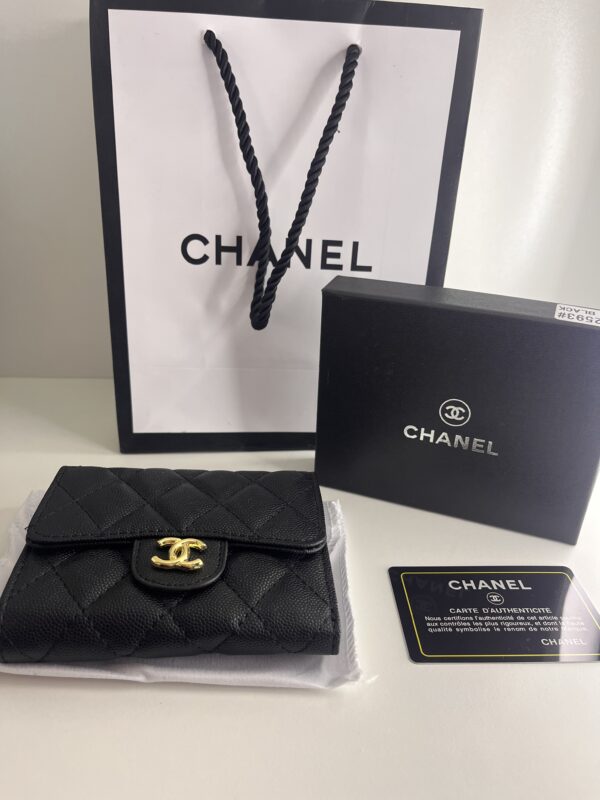 Portefeuille Chanel Classic Flap Wallet NOIR  – Logo doré