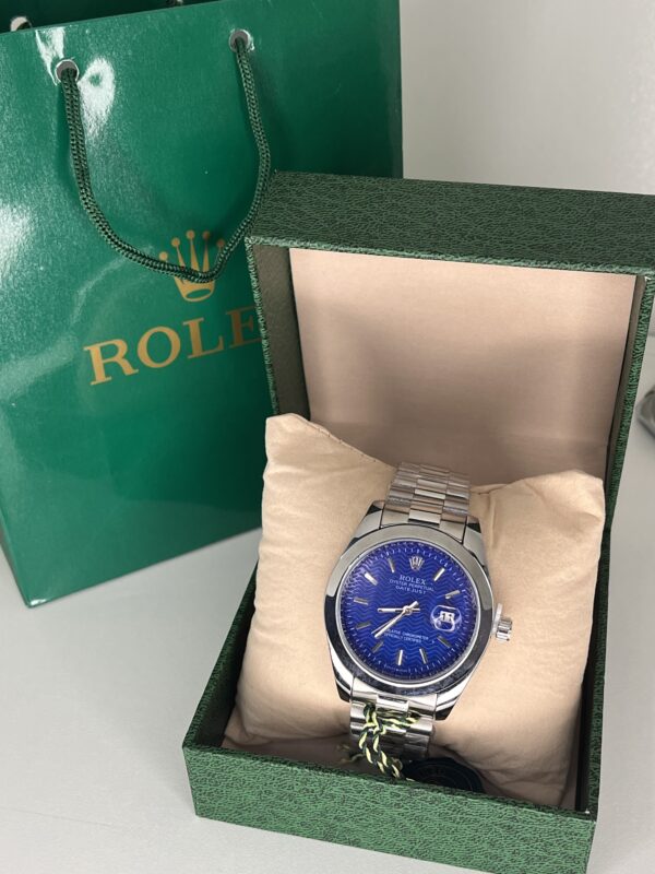 Montre Rolex Datejust – Cadran Bleu Roi Texturé date et jour