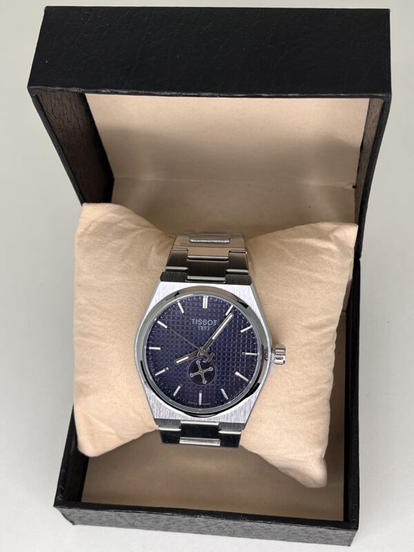 Tissot PRX Powermatic 80 – Cadran Bleu texturé avec index appliqués