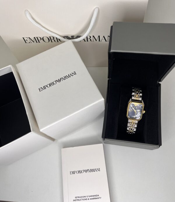 Emporio Armani – Rectangulaire Bicolore Cadran Bleunacré