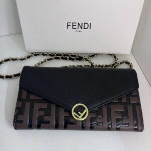 pochette fendi en noir et marron