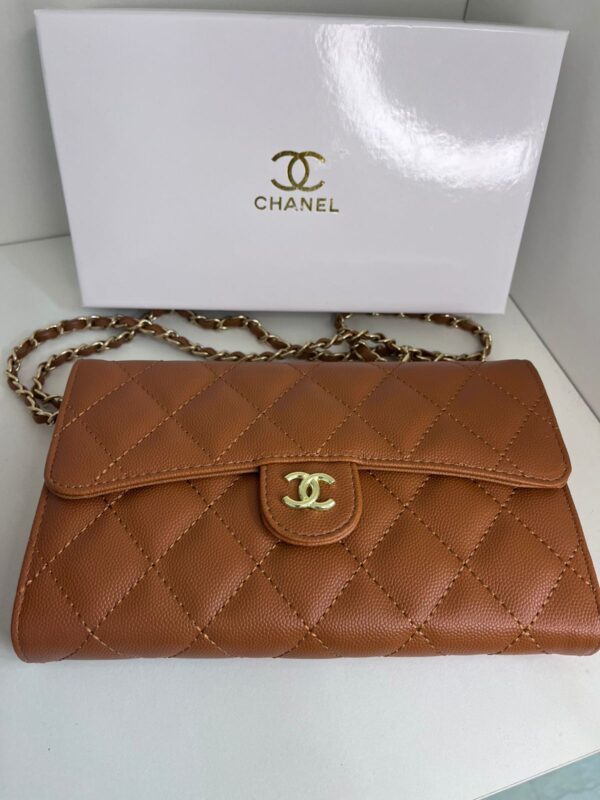 pochette channel marron